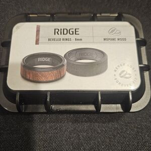 Ridge Black and Brown Beveled Ring Set Size 10.5 With Nice Storage Case